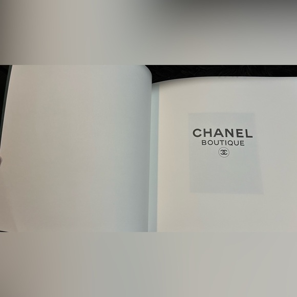 Chanel Catalogue Croisière Photos By Karl Lagerfeld 1998 Chanel Boutique Paris - Picture 2 of 12